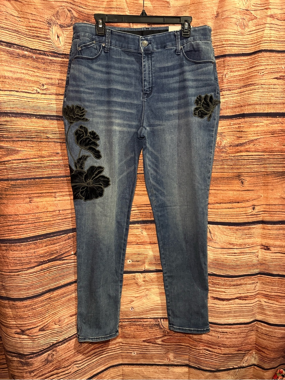 Chico's Medium Blue Stretch Jeggings with Black Floral Appliqué